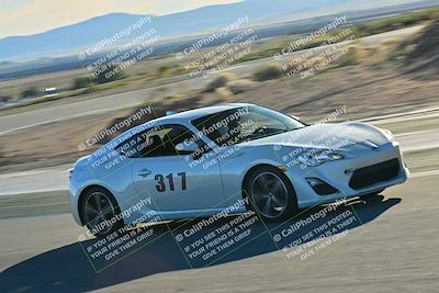 media/Dec-13-2025-Extreme Speed (Sat) [[d129ecb0b9]]/Beginner/Session 3 (Turn 5)/